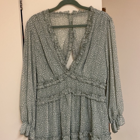 Tinx Ruffle Mini Dress - Picture 4 of 6